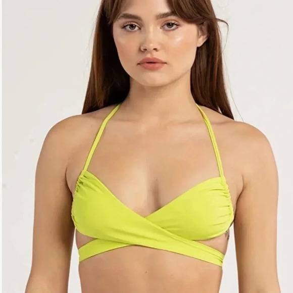 FULL Tilt NWT Multi-Way Halter Bikini Top Size M - Picture 3 of 9